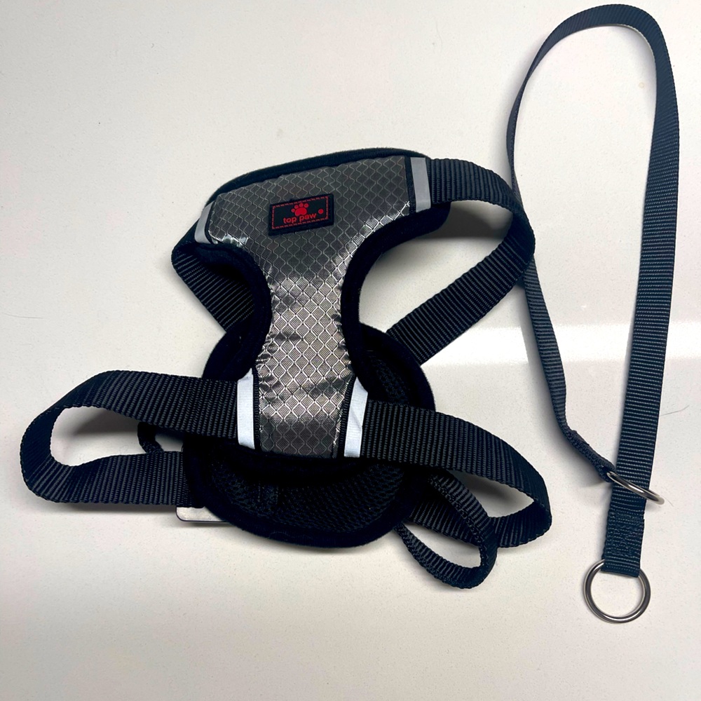 Top Paw Dog Travel Harness Vehicle Restraint Padded Vest w Tether (Small/Medium)